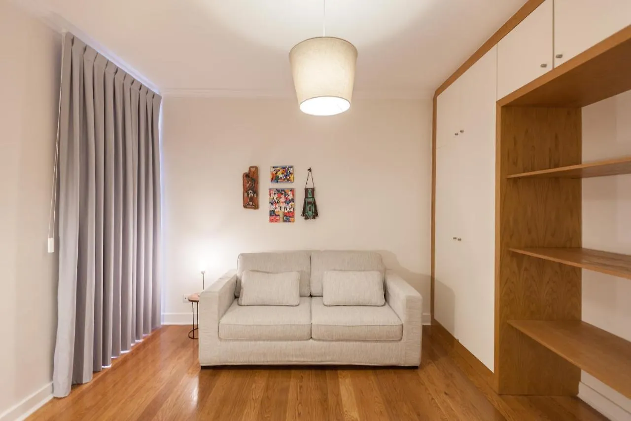 Flh Gulbenkian Fantastic Apartment With Balcony Lisbona