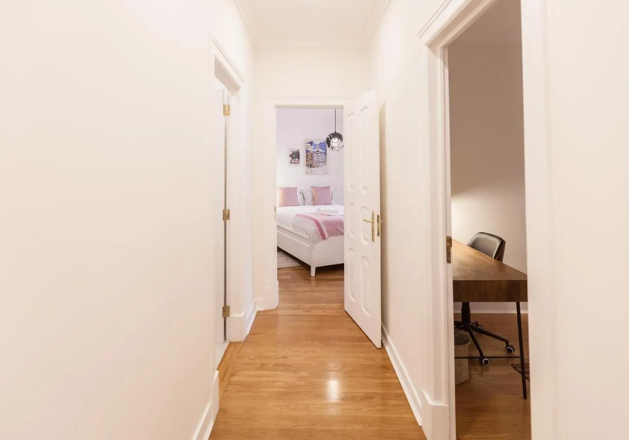 Flh Gulbenkian Fantastic Apartment With Balcony Lisboa